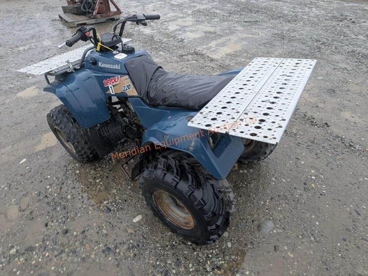 kawasaki-klf220-image-8