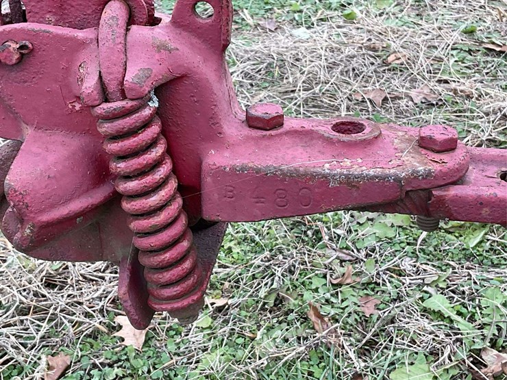 2-bottom-plow-on-steel-image-7