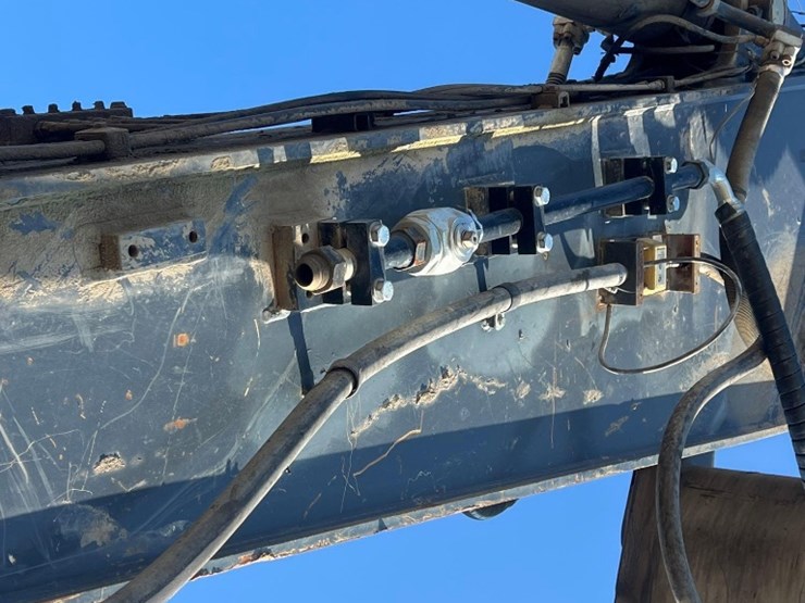 deere-470g-lc-image-44