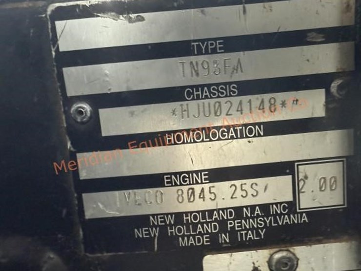 new-holland-tn95fa-image-40