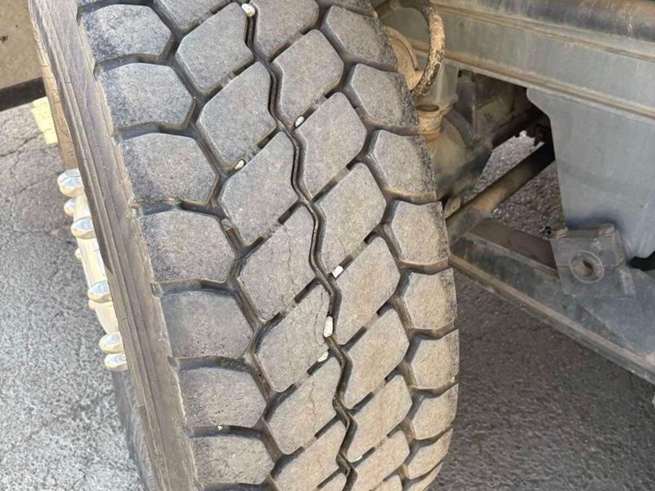 2013-grove-tms9000e-image-76