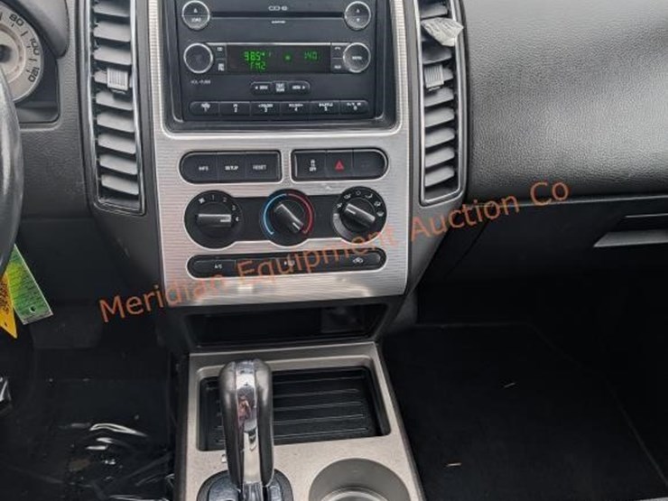 ford-edge-sel-image-21