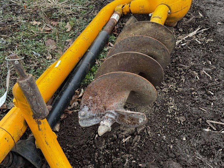 12"-pto-3-pt-post-hole-digger-image-7