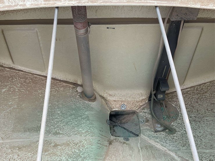 case-ih-cyclo-air-6-row-planter-image-61