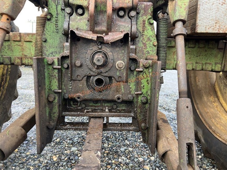 john-deere-2010-image-8