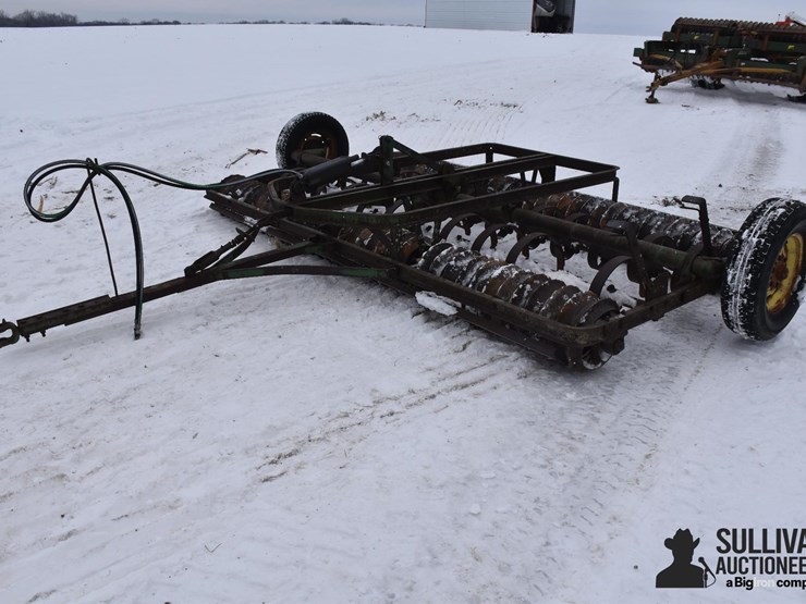 john-deere-cultimulcher-image-1