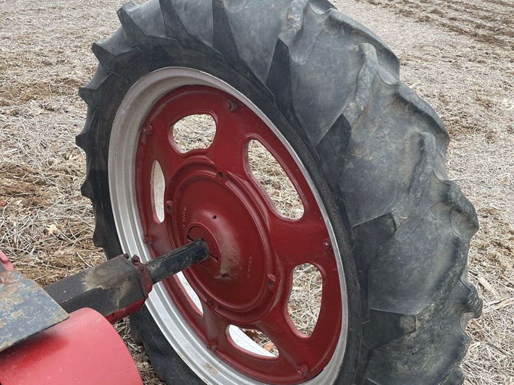 farmall-super-c-narrow-front-image-24
