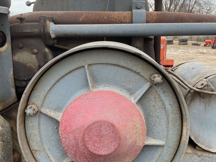 rumley-25-40-wide-front-on-steel-image-40