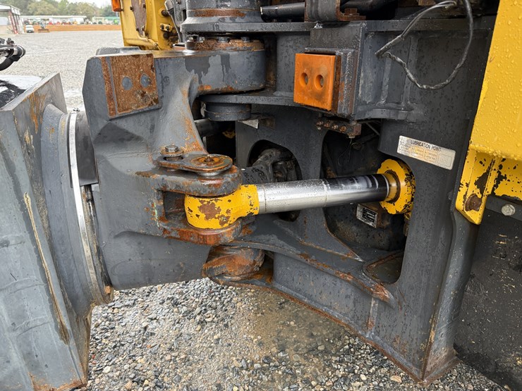 2004-komatsu-hm400-1-image-18