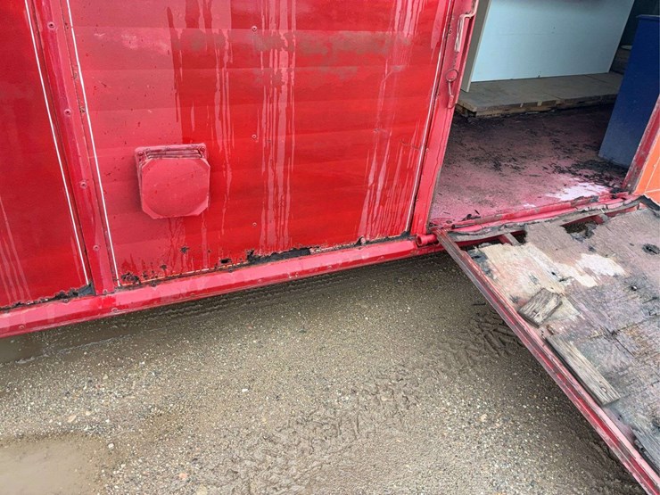 horse-transport-5th-wheel-livestock-trailer-image-12