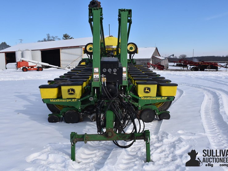 2009-john-deere-1770nt-image-2
