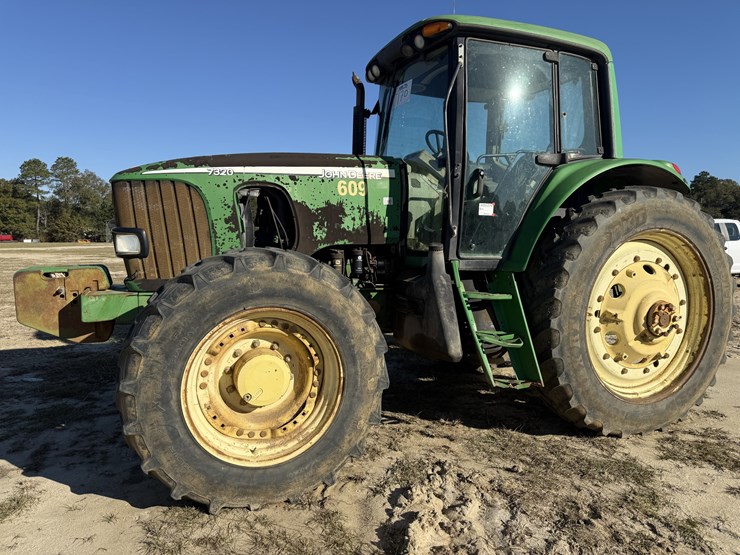 2005-john-deere-7320-image-1