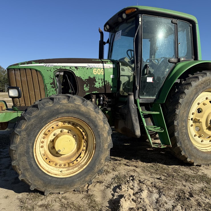 2005 JOHN DEERE 7320
