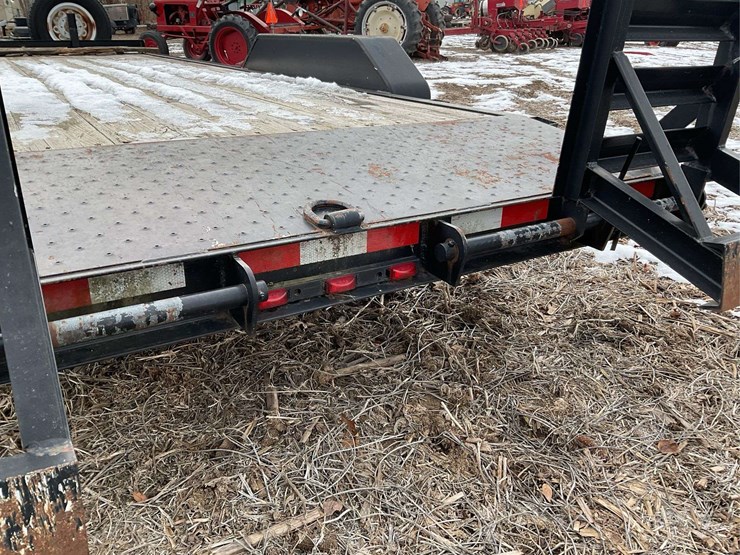 trailerman-20'-tandem-axle-trailer-image-7