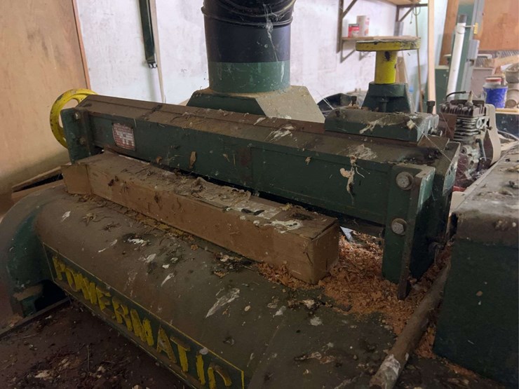 contents-of-wood-working-room-image-44