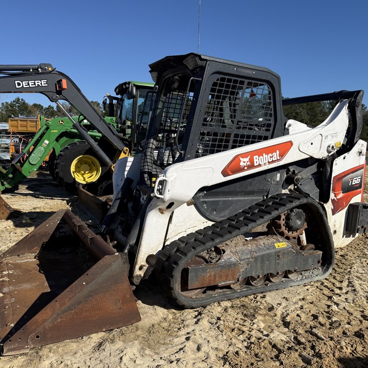 BOBCAT T66