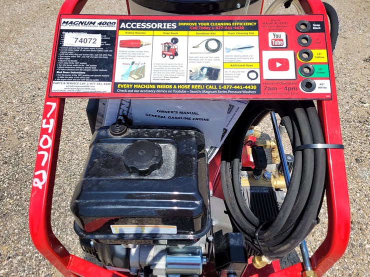 magnum-4000-series-gold-pressure-washer-image-3