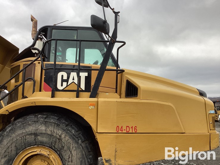 2017-caterpillar-745c-image-14