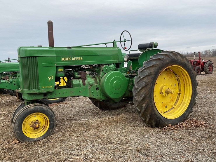 john-deere-70-image-3