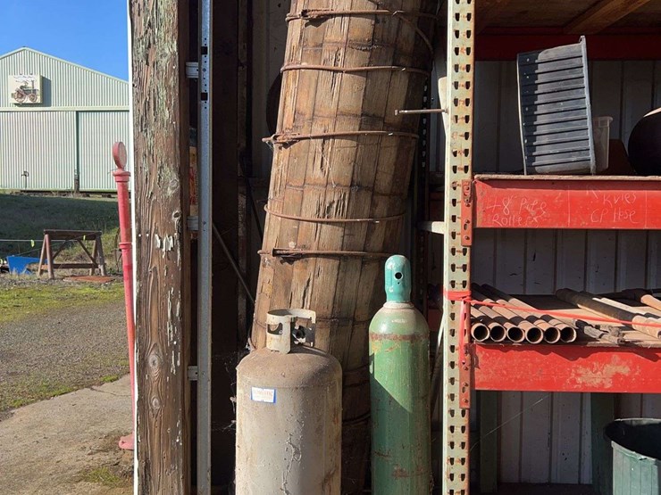 pallet-rack-with-contents-image-3