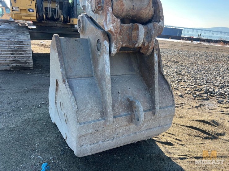 deere-470g-lc-image-36