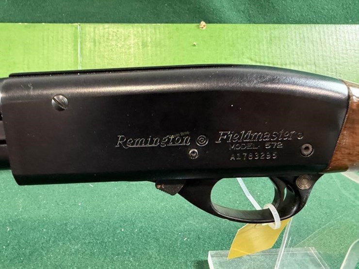 remington-fieldmaster-572-22-s,-l-or-lr-rifle-image-15