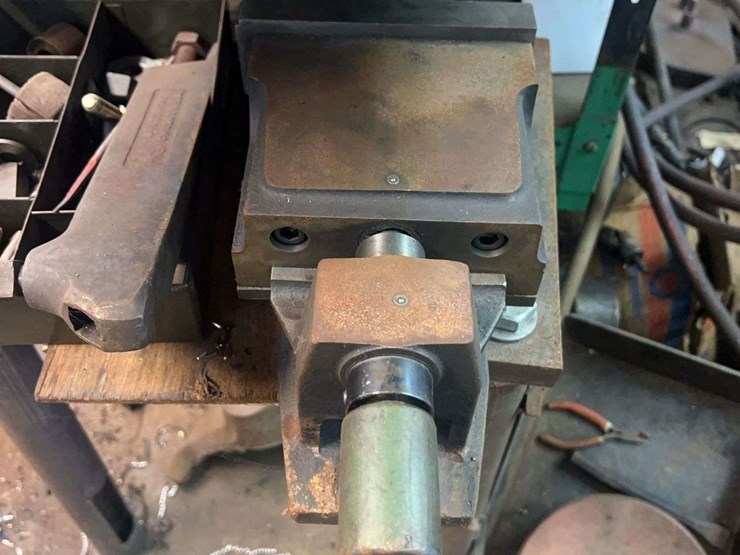 lathe,-line-boring-machine,-miscellaneous-machine-tools-image-15