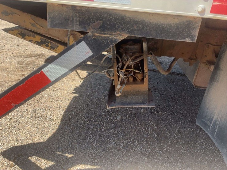 2006-isuzu-nqr-image-13