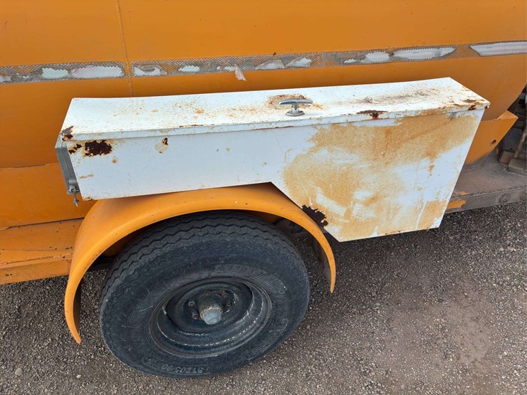 shopmade-oil-tanker-trailer-image-7