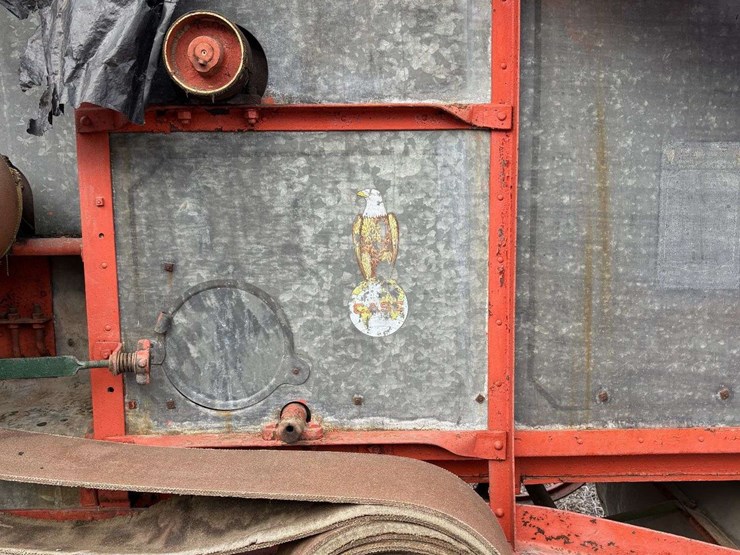 case-28x46-thresher-on-steel-image-21