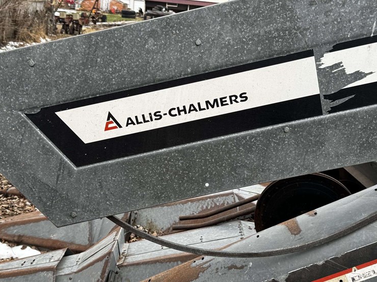 deutz-allis-6-row-corn-head-w/ac-pickup-reel-attachment-image-3