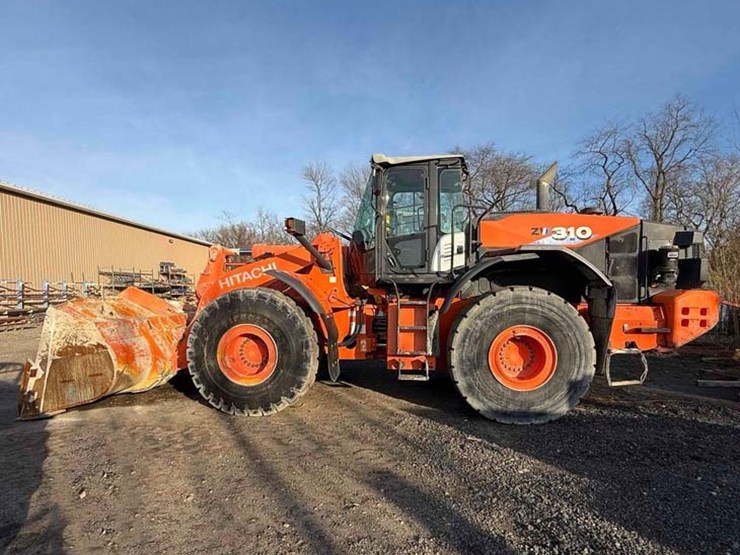 2018-hitachi-zw310-6-image-1