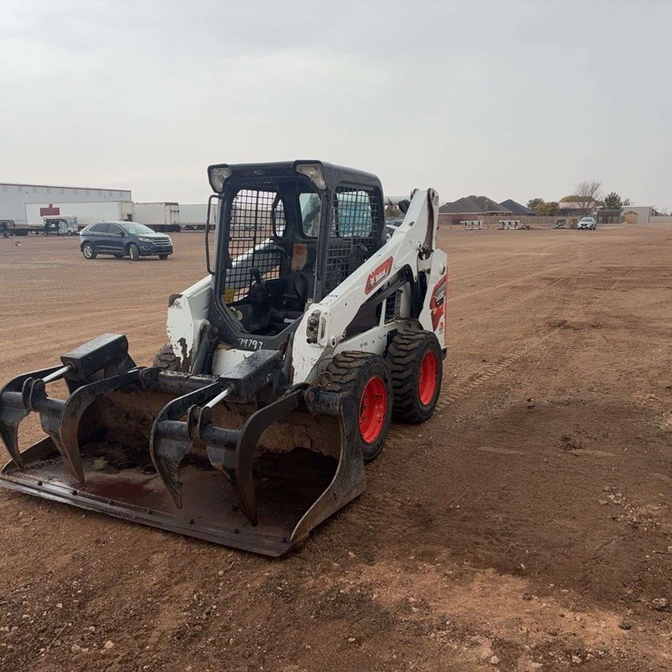BOBCAT S590