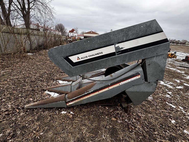 deutz-allis-6-row-corn-head-w/ac-pickup-reel-attachment-image-2