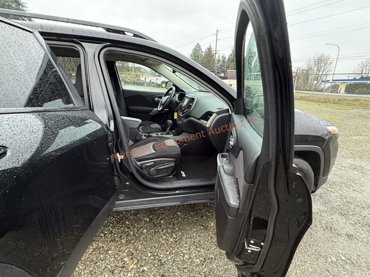 jeep-cherokee-image-23