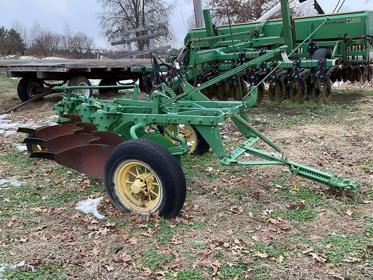 john-deere-a-image-1