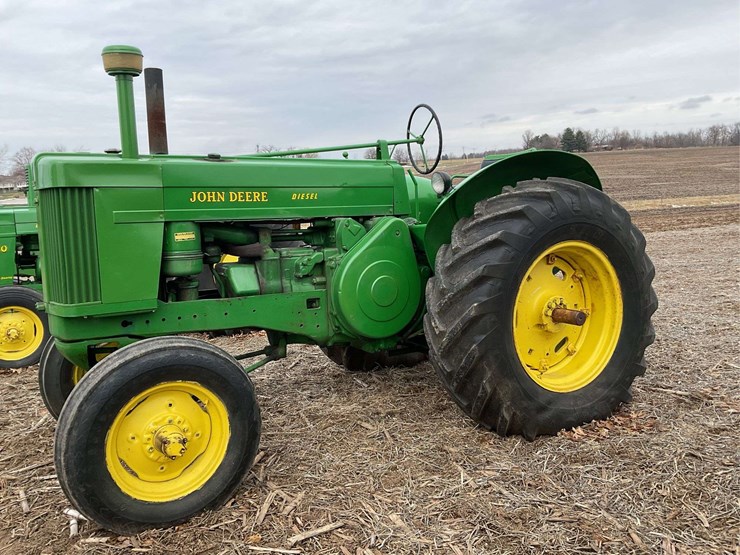 john-deere-70-image-3