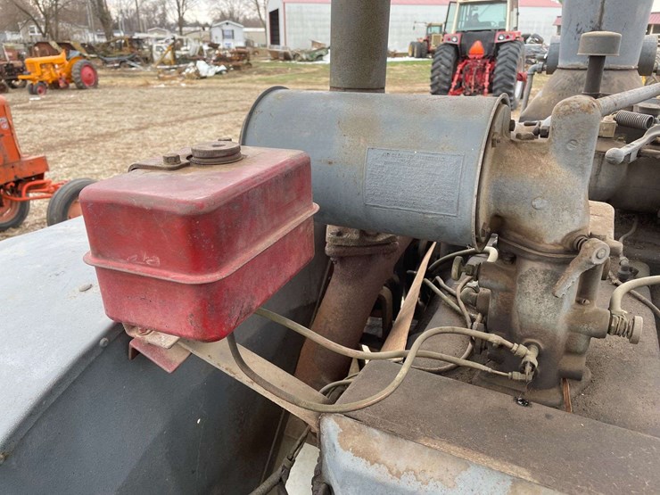 rumley-25-40-wide-front-on-steel-image-56