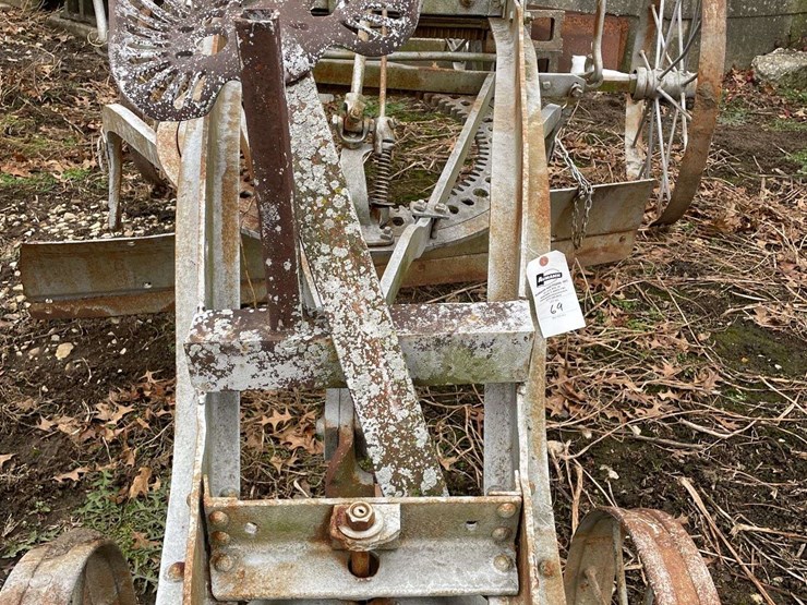 western-wheel-scraper-on-steel-image-11