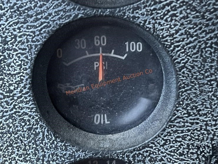 1988-international-s1700-image-31