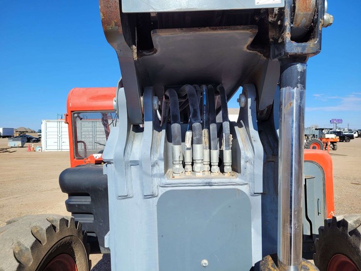 skyjack-sj643th-image-11