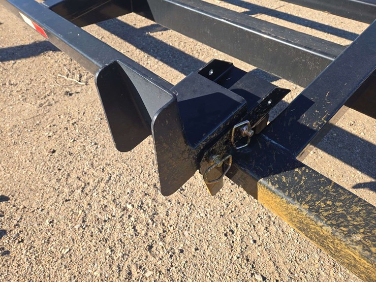 2023-drop-pin-combine-head-hauler-image-12