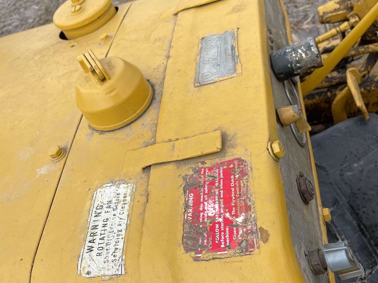 caterpillar-d4d-image-32