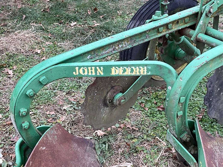 john-deere-2-image-2