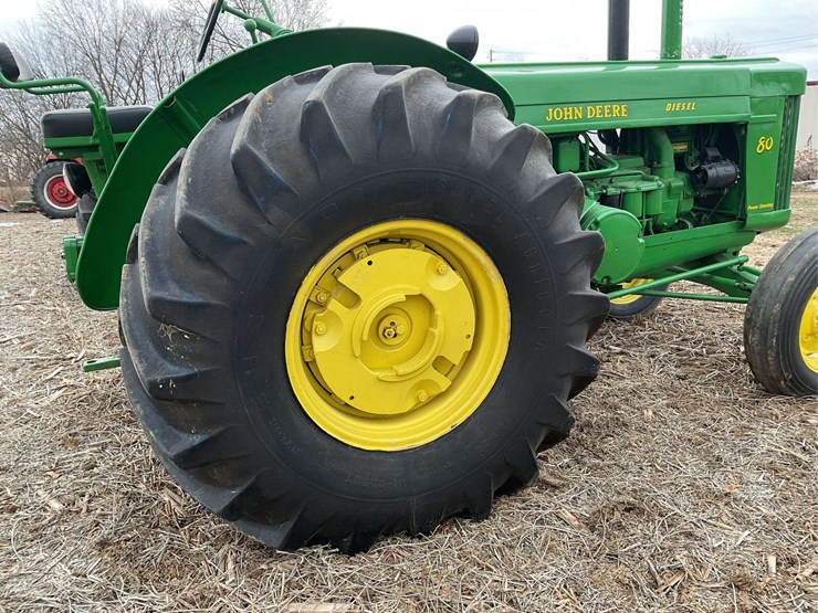 john-deere-80-image-11