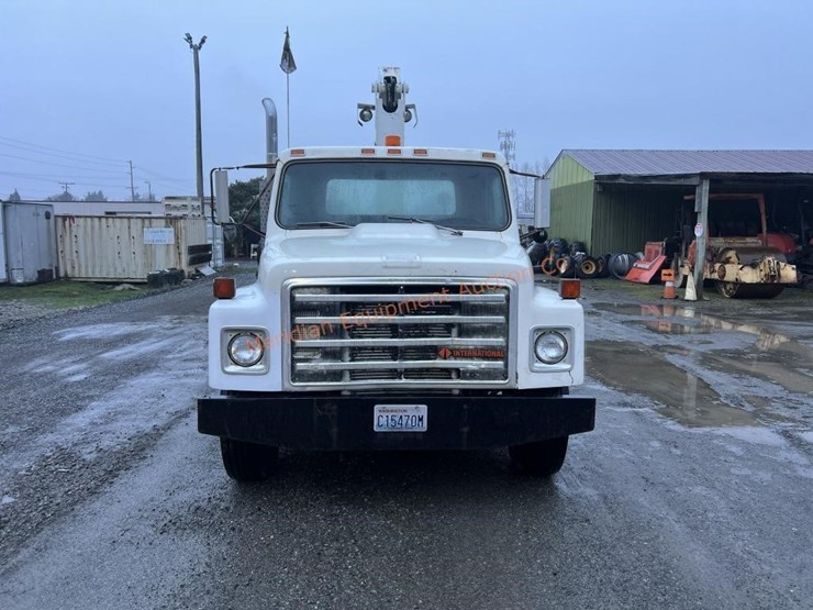 1988-international-s1700-image-9