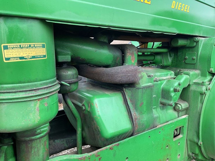 john-deere-70-image-46