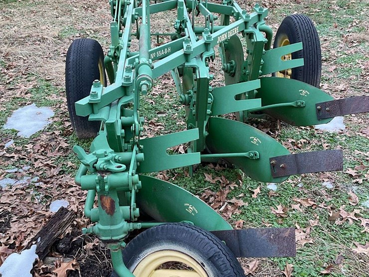 john-deere-a-image-3