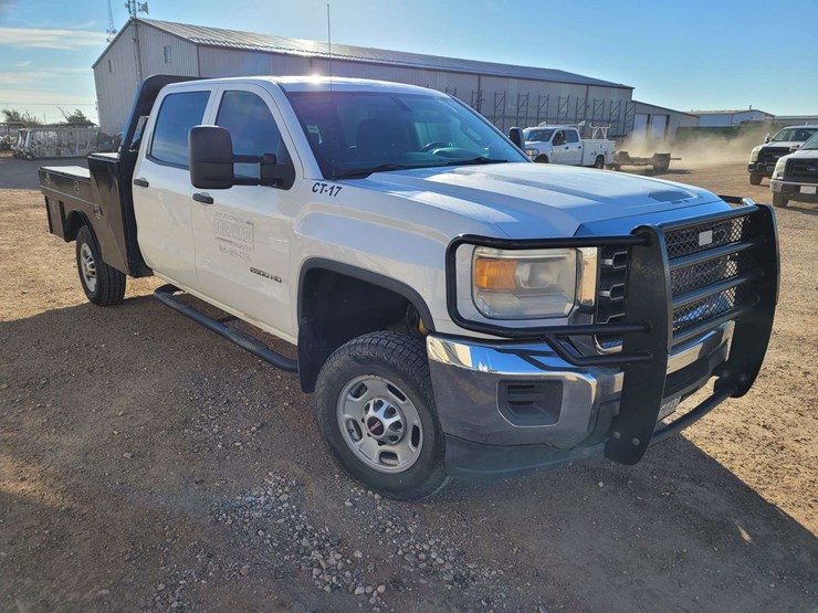 gmc-sierra-2500-image-2