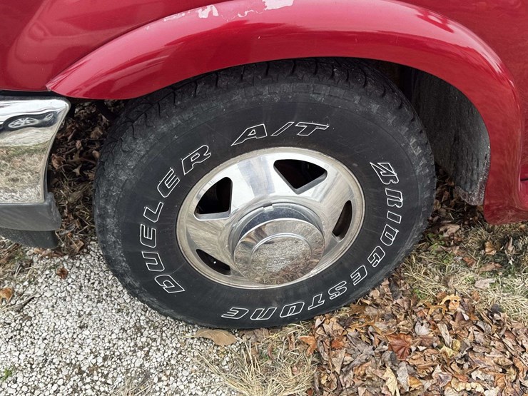 ford-f350-xlt-image-15